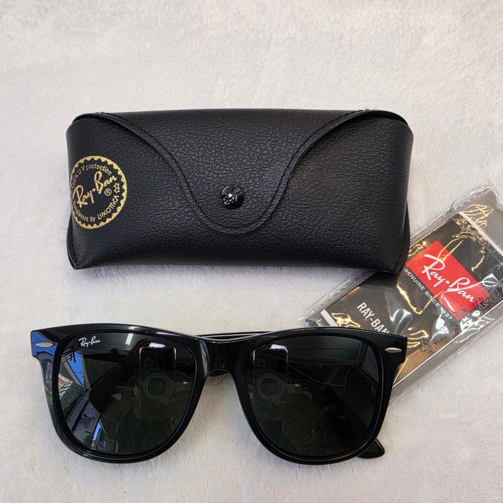 Ray-Ban RB2140 901 Original Wayfarer Black G-15 Sunglasses 54-18 Italy Case